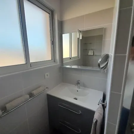 Petit Paradis Hyper Centre 3 Parking Clims Wifi Terrasse Apartment